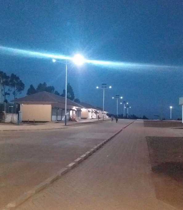 舞阳县非洲科特迪瓦太阳能路灯工程
